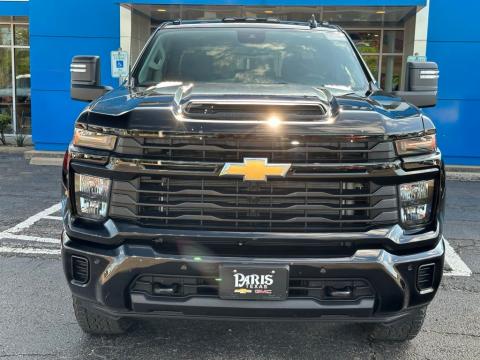 New Black 2026 Chevrolet Silverado 2500HD Custom 4WD - photo 2 - Stock #260908