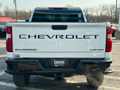 2026 Chevrolet Silverado 2500HD Custom