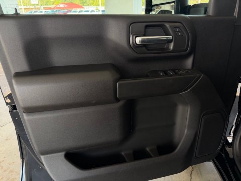 New Black 2026 Chevrolet Silverado 2500HD Custom 4WD - photo 10 - Stock #261296