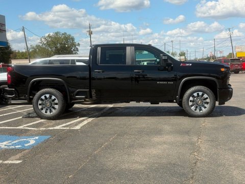 New Black 2026 Chevrolet Silverado 2500HD Custom 4WD - photo 4 - Stock #261296