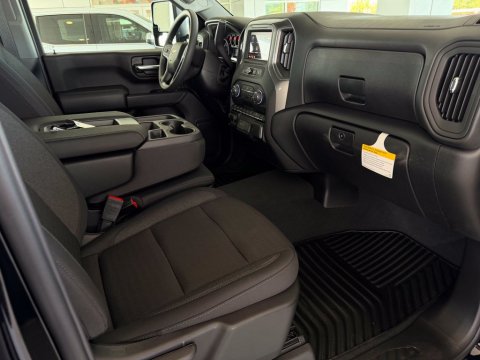 New Black 2026 Chevrolet Silverado 2500HD Custom 4WD - photo 16 - Stock #261296
