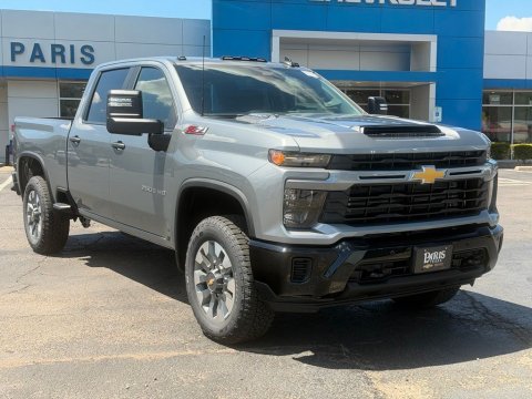 New Sterling Gray Metallic 2026 Chevrolet Silverado 2500HD Custom 4WD - photo 2 - Stock #261293