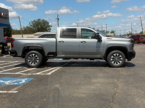 New Sterling Gray Metallic 2026 Chevrolet Silverado 2500HD Custom 4WD - photo 5 - Stock #261293