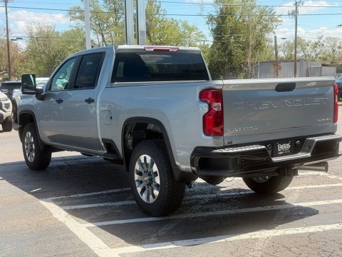 New Sterling Gray Metallic 2026 Chevrolet Silverado 2500HD Custom 4WD - photo 9 - Stock #261293