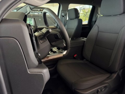New Sterling Gray Metallic 2026 Chevrolet Silverado 2500HD LT 4WD - photo 13 - Stock #261402