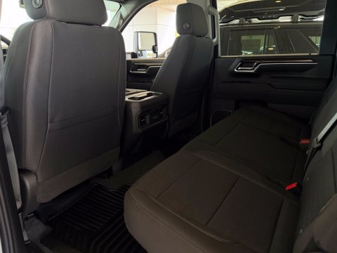 New Sterling Gray Metallic 2026 Chevrolet Silverado 2500HD LT 4WD - photo 15 - Stock #261402