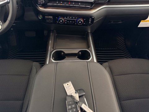 New Sterling Gray Metallic 2026 Chevrolet Silverado 2500HD LT 4WD - photo 21 - Stock #261402