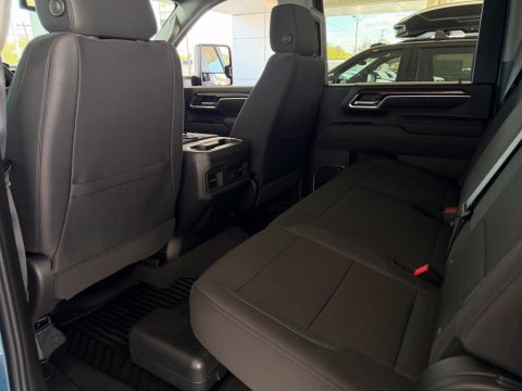 New Lakeshore Blue Metallic 2026 Chevrolet Silverado 2500HD LT 4WD - photo 15 - Stock #261403