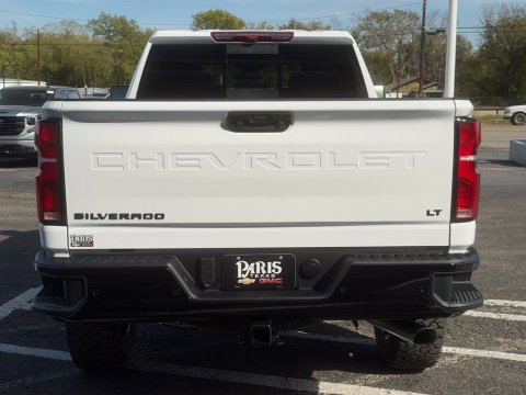 New Summit White 2026 Chevrolet Silverado 2500HD LT 4WD - photo 6 - Stock #261401