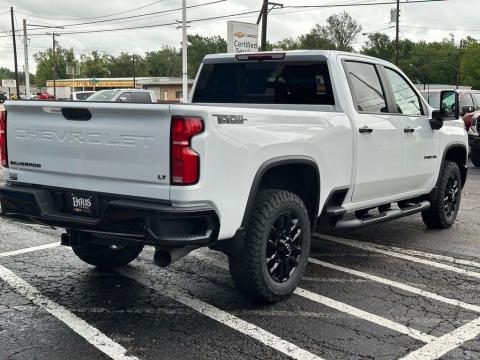 New Summit White 2026 Chevrolet Silverado 2500HD LT 4WD - photo 7 - Stock #260923