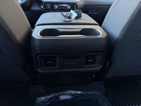 New Lakeshore Blue Metallic 2026 Chevrolet Silverado 2500HD LT 4WD - photo 21 - Stock #261238