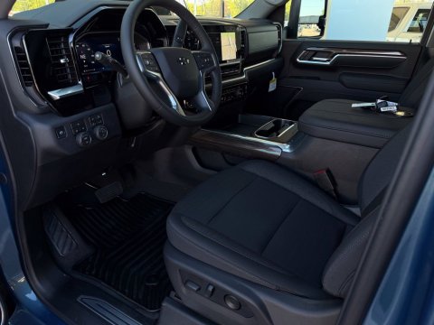 New Lakeshore Blue Metallic 2026 Chevrolet Silverado 2500HD LT 4WD - photo 9 - Stock #261238