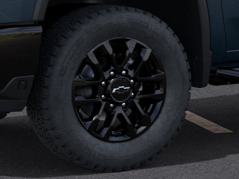 New Lakeshore Blue Metallic 2026 Chevrolet Silverado 2500HD LT 4WD - photo 9 - Stock #261433