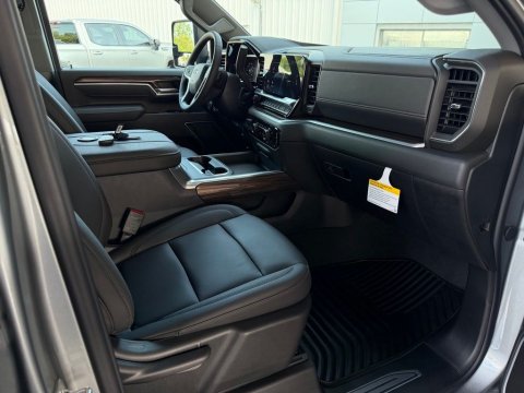 New Sterling Gray Metallic 2026 Chevrolet Silverado 2500HD LT 4WD - photo 15 - Stock #261153