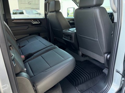 New Sterling Gray Metallic 2026 Chevrolet Silverado 2500HD LT 4WD - photo 17 - Stock #261153