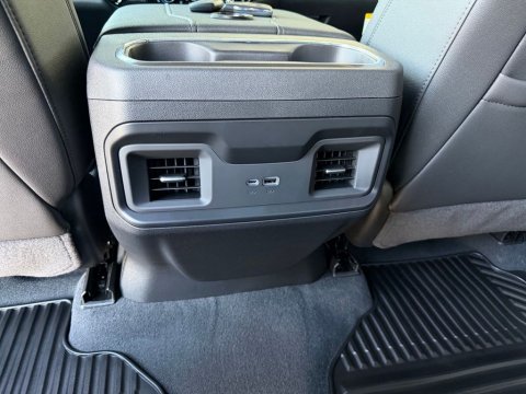New Sterling Gray Metallic 2026 Chevrolet Silverado 2500HD LT 4WD - photo 21 - Stock #261153