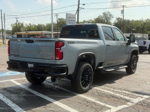 New Sterling Gray Metallic 2026 Chevrolet Silverado 2500HD LT 4WD - photo 7 - Stock #261153