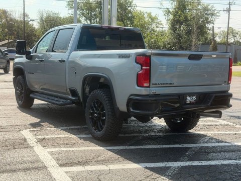 New Sterling Gray Metallic 2026 Chevrolet Silverado 2500HD LT 4WD - photo 8 - Stock #261153