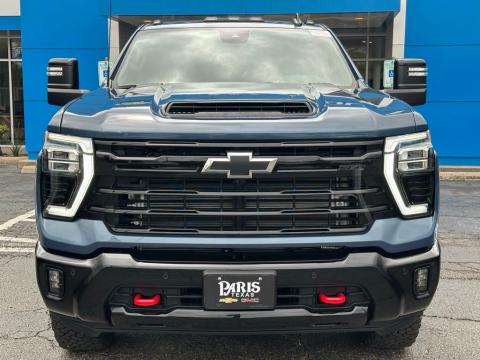 2026 Chevrolet Silverado HD LT 4WD Crew Cab Standard Box's photo