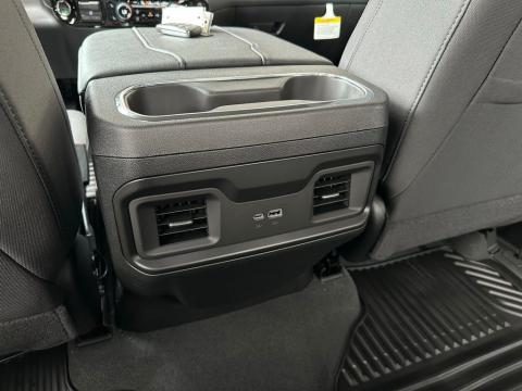 New Lakeshore Blue Metallic 2026 Chevrolet Silverado 2500HD LT 4WD - photo 21 - Stock #261010