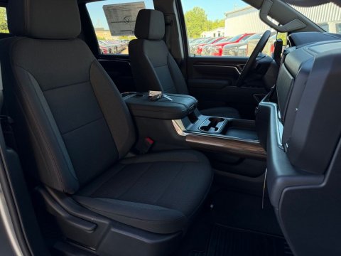 New Sterling Gray Metallic 2026 Chevrolet Silverado 2500HD LT 4WD - photo 15 - Stock #261279