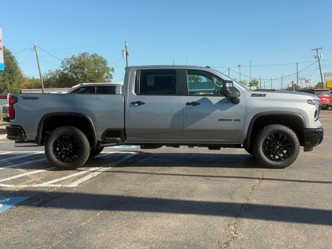 New Sterling Gray Metallic 2026 Chevrolet Silverado 2500HD LT 4WD - photo 4 - Stock #261279