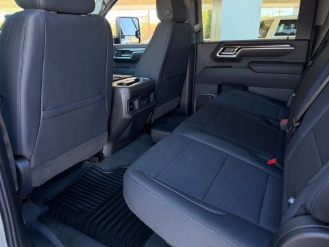 New Sterling Gray Metallic 2026 Chevrolet Silverado 2500HD LT 4WD - photo 14 - Stock #261279