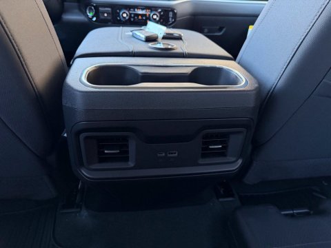 New Sterling Gray Metallic 2026 Chevrolet Silverado 2500HD LT 4WD - photo 21 - Stock #261279