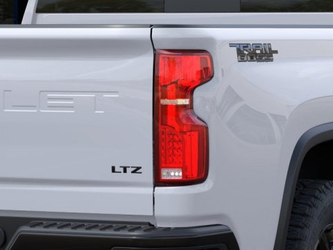 New Summit White 2026 Chevrolet Silverado 2500HD LTZ 4WD - photo 11 - Stock #261237