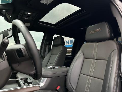 Certified Pre-Owned Black 2025 Chevrolet Silverado 2500HD High Country 4WD - photo 14 - Stock #B5591