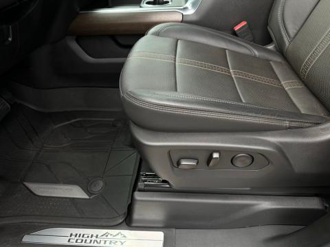 Certified Pre-Owned Black 2025 Chevrolet Silverado 2500HD High Country 4WD - photo 12 - Stock #B5591