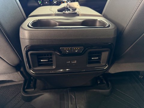 Pre-Owned White Sands 2026 Chevrolet Silverado 2500HD ZR2 4WD - photo 21 - Stock #261275A