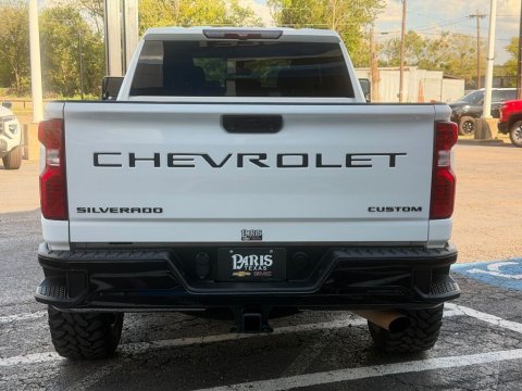 Pre-Owned Summit White 2022 Chevrolet Silverado 2500HD Custom 4WD - photo 5 - Stock #261051A