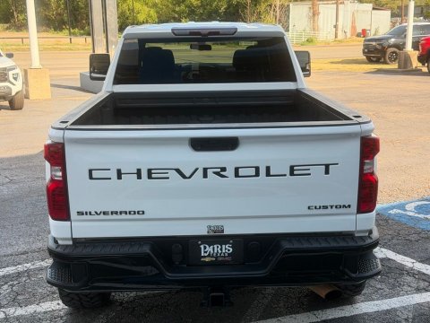 Pre-Owned Summit White 2022 Chevrolet Silverado 2500HD Custom 4WD - photo 6 - Stock #261051A