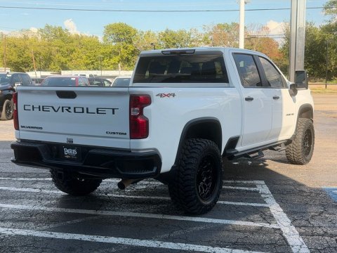 Pre-Owned Summit White 2022 Chevrolet Silverado 2500HD Custom 4WD - photo 7 - Stock #261051A