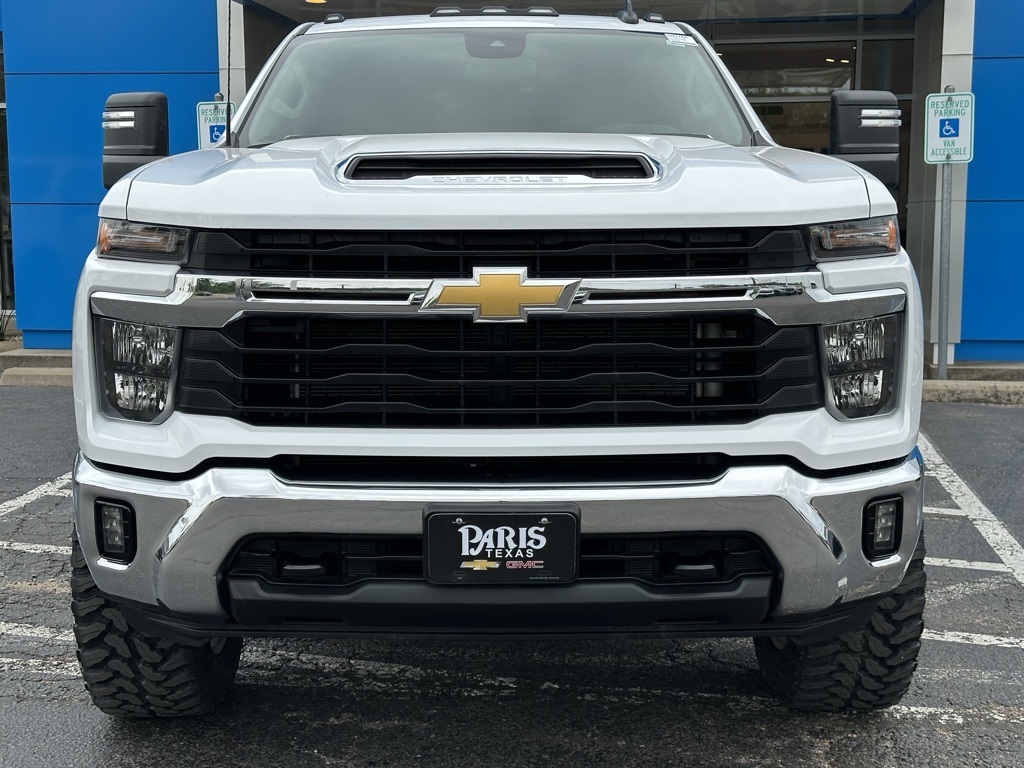 Used 2024 Chevrolet Silverado 2500HD LT with VIN 2GC4YNE78R1252335 for sale in Paris, TX