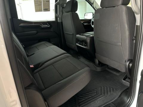 Pre-Owned Summit White 2024 Chevrolet Silverado 1500 LT 4WD - photo 18 - Stock #260653B