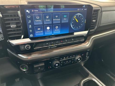 Pre-Owned Summit White 2024 Chevrolet Silverado 1500 LT 4WD - photo 24 - Stock #260653B