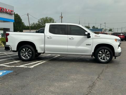 Pre-Owned Summit White 2024 Chevrolet Silverado 1500 LT 4WD - photo 4 - Stock #260653B