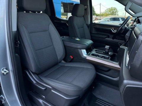 Pre-Owned Sterling Gray Metallic 2023 Chevrolet Silverado 1500 RST 4WD - photo 17 - Stock #260739A