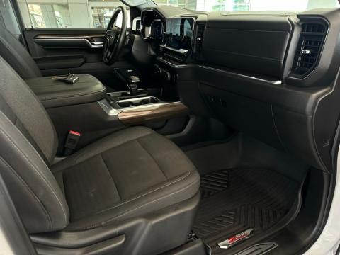 Pre-Owned Summit White 2024 Chevrolet Silverado 1500 RST 4WD - photo 16 - Stock #260741A