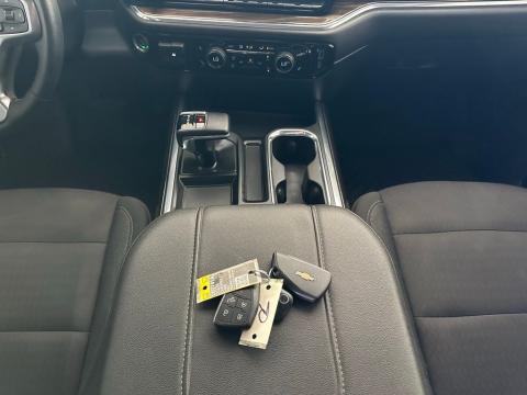 Pre-Owned Summit White 2024 Chevrolet Silverado 1500 RST 4WD - photo 21 - Stock #260741A