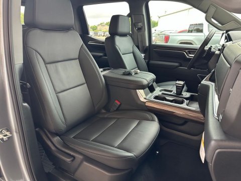 New Sterling Gray Metallic 2026 Chevrolet Silverado 1500 LT 4WD - photo 16 - Stock #261089