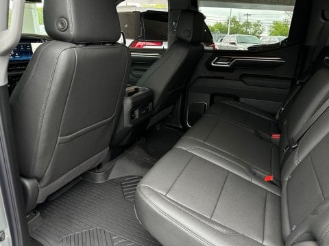 New Sterling Gray Metallic 2026 Chevrolet Silverado 1500 LT 4WD - photo 14 - Stock #261089