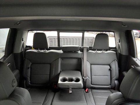 New Sterling Gray Metallic 2026 Chevrolet Silverado 1500 LT 4WD - photo 25 - Stock #261089