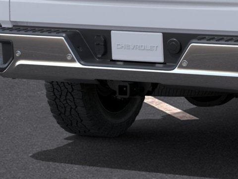 New Summit White 2026 Chevrolet Silverado 1500 LT 4WD - photo 14 - Stock #261050