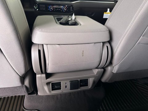 New Summit White 2026 Chevrolet Silverado 1500 LT 4WD - photo 21 - Stock #261050