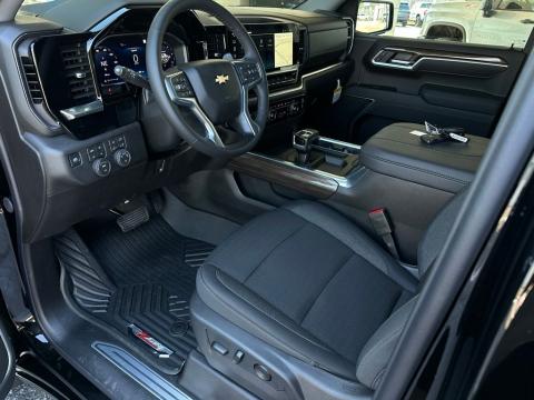 New Black 2026 Chevrolet Silverado 1500 LT 4WD - photo 21 - Stock #260980