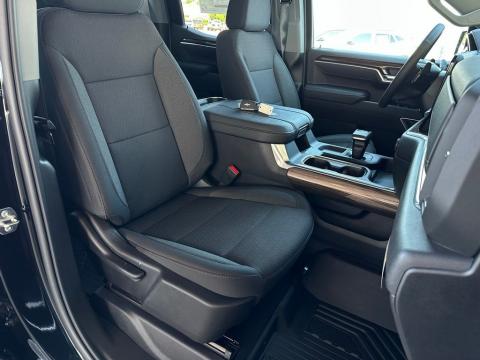 New Black 2026 Chevrolet Silverado 1500 LT 4WD - photo 28 - Stock #260980