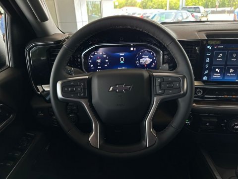 New Black 2026 Chevrolet Silverado 1500 RST 4WD - photo 18 - Stock #261058